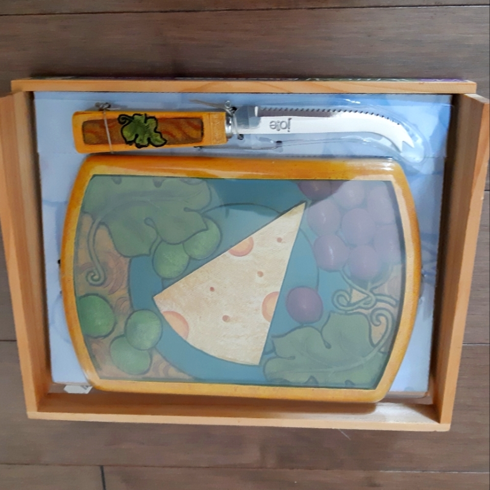 Vintage Solid Wood and Ceramic Cheese Board